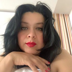 Meet your Posher, Maricela